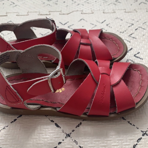 Salt water sandals size 10 - Picture 3 of 4